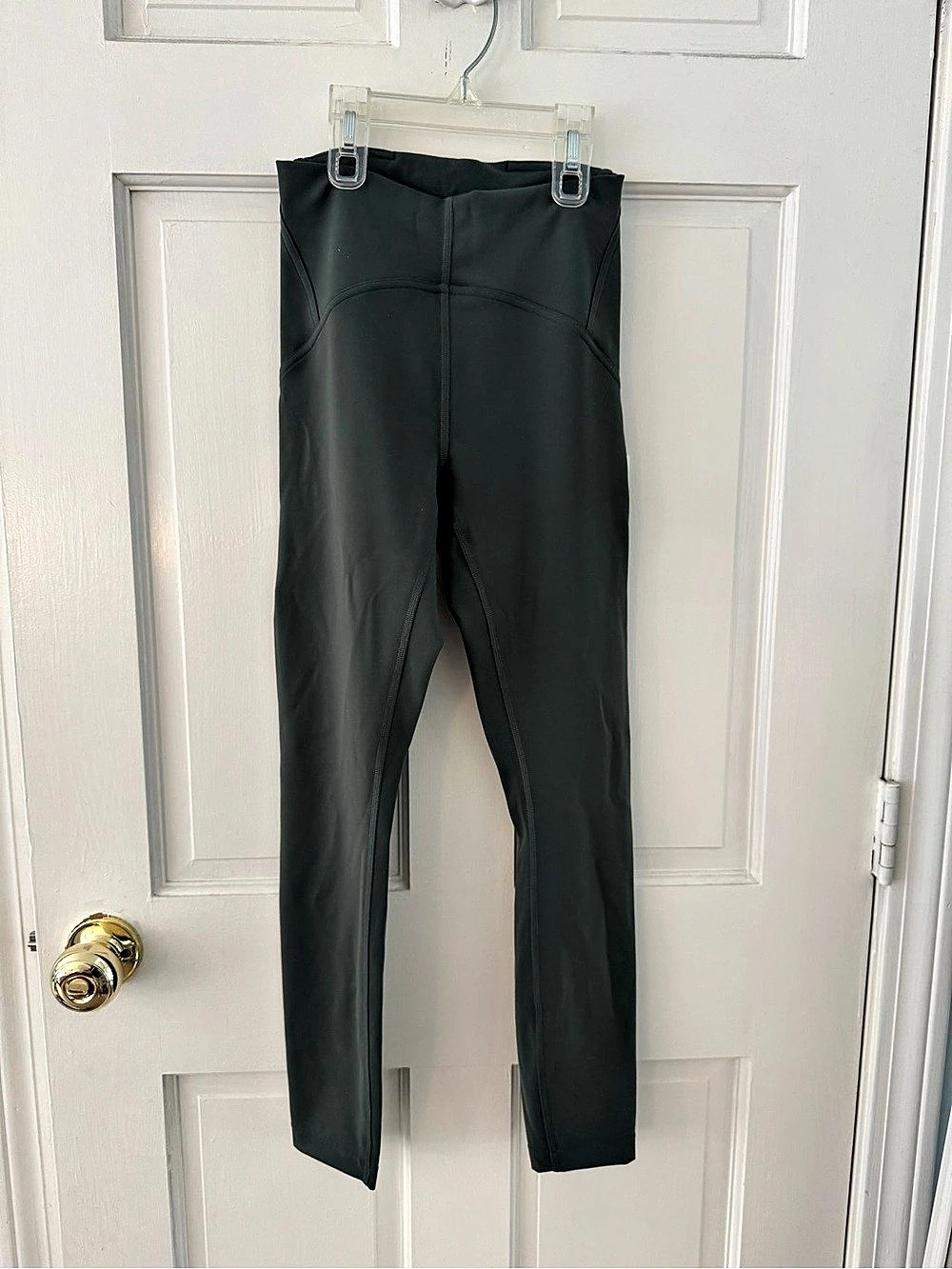 lululemon InStill High-Rise Tight 25" sage green Size 4